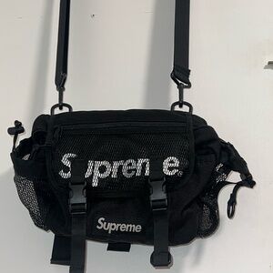 Supreme Waist Bag (SS20) Black